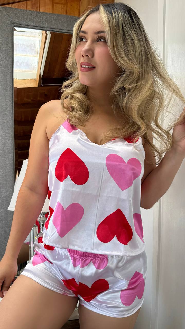 11413 LINDA FANTASTIC EXTRAVAGANCE