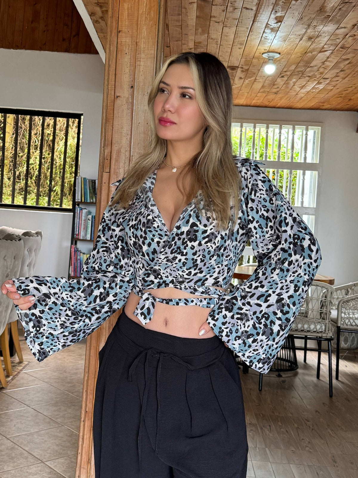 31122 CAMISA MANGA LARGA ANIMAL PRINT