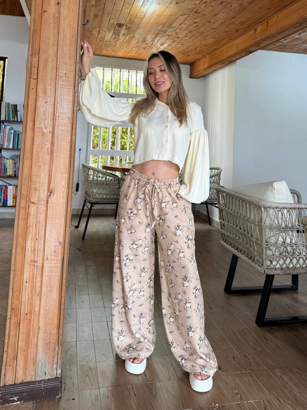 31116 PANTALON CHALIS FLOR