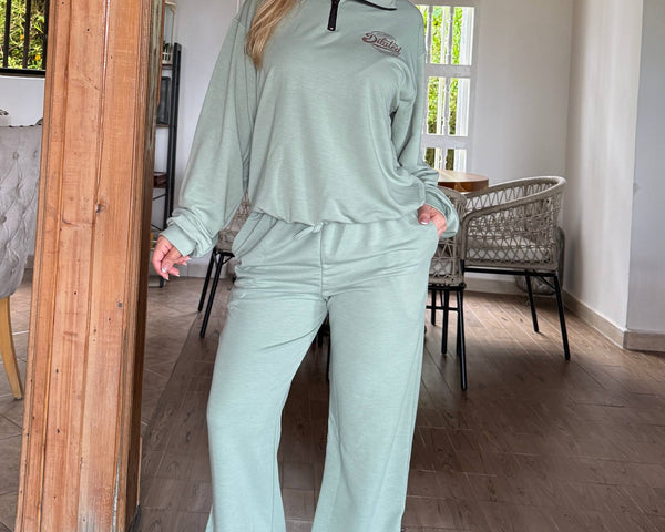 31040 CONJUNTO BUZO BURDA