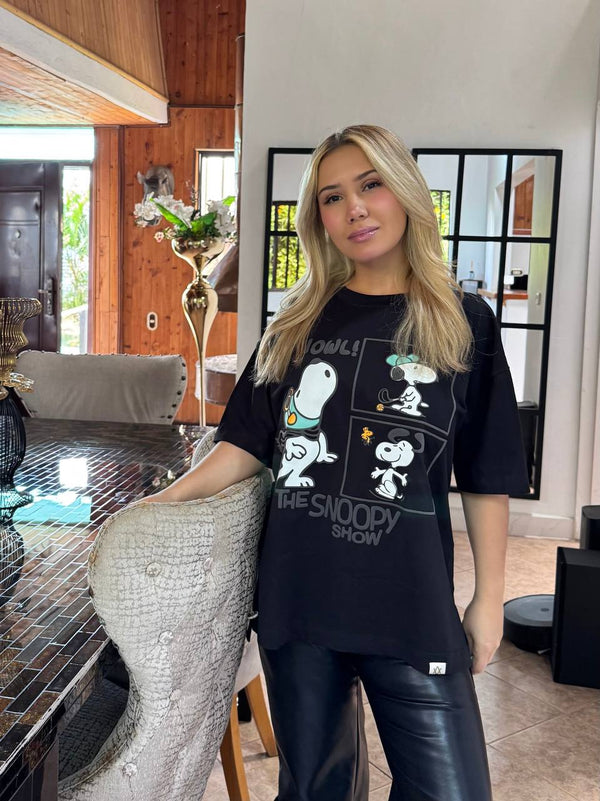 30985 CAMISETA OVERSIZE SNOPPY